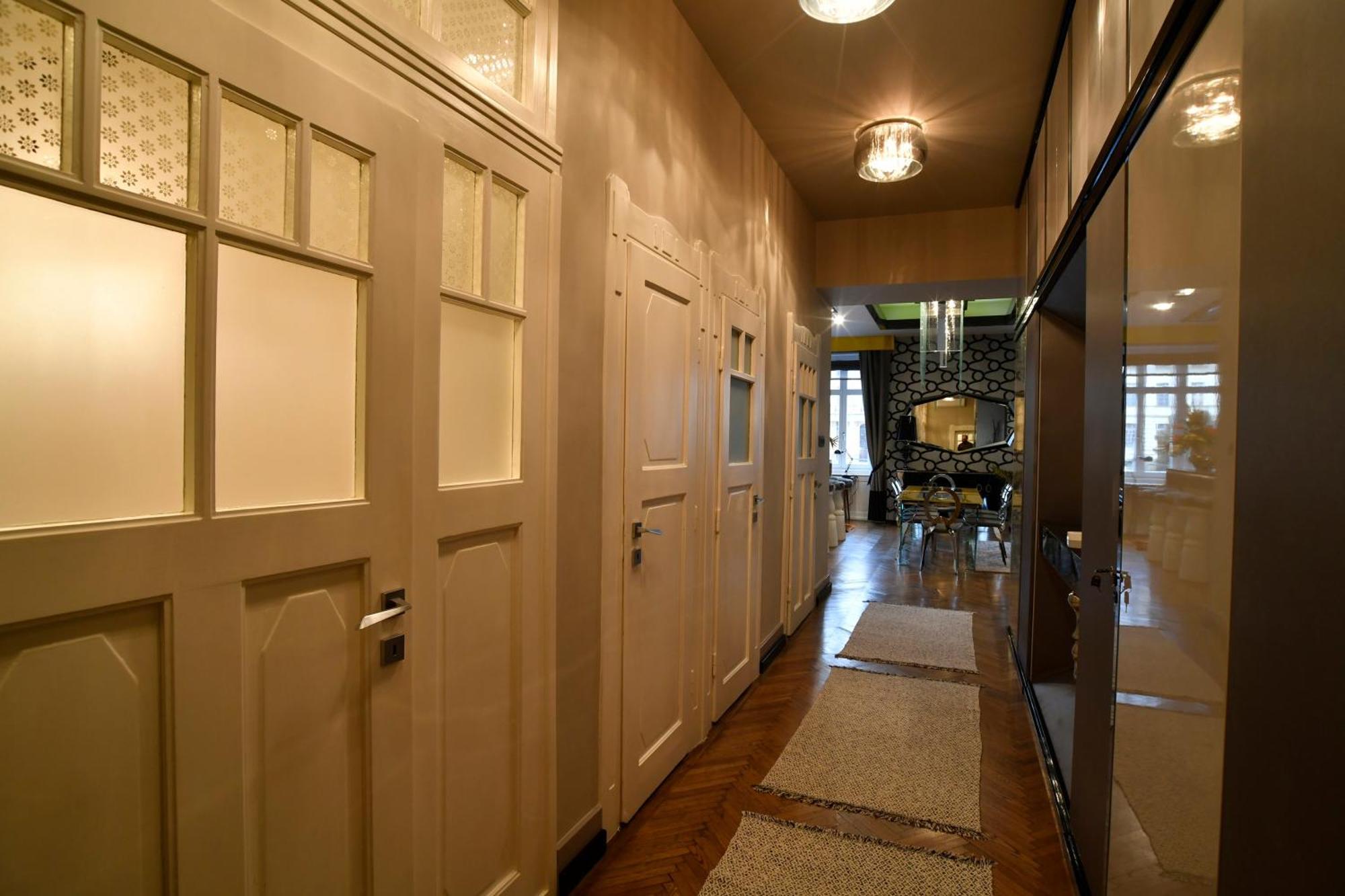 Luxuryflat Near Centre On118 Sqm, 3Br,2Bth,8Bed,Ac Apartment Budapest Luaran gambar