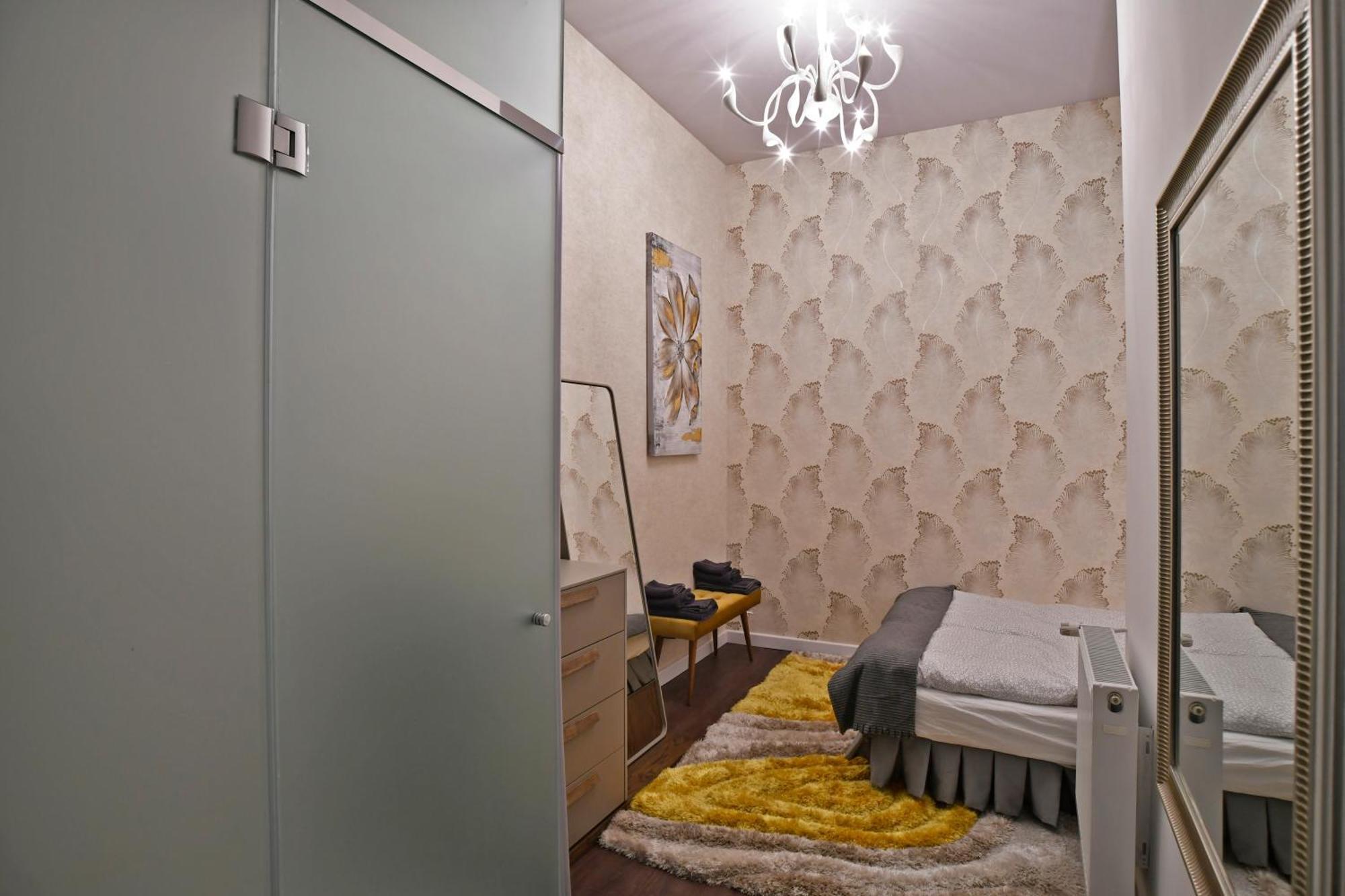 Luxuryflat Near Centre On118 Sqm, 3Br,2Bth,8Bed,Ac Apartment Budapest Luaran gambar