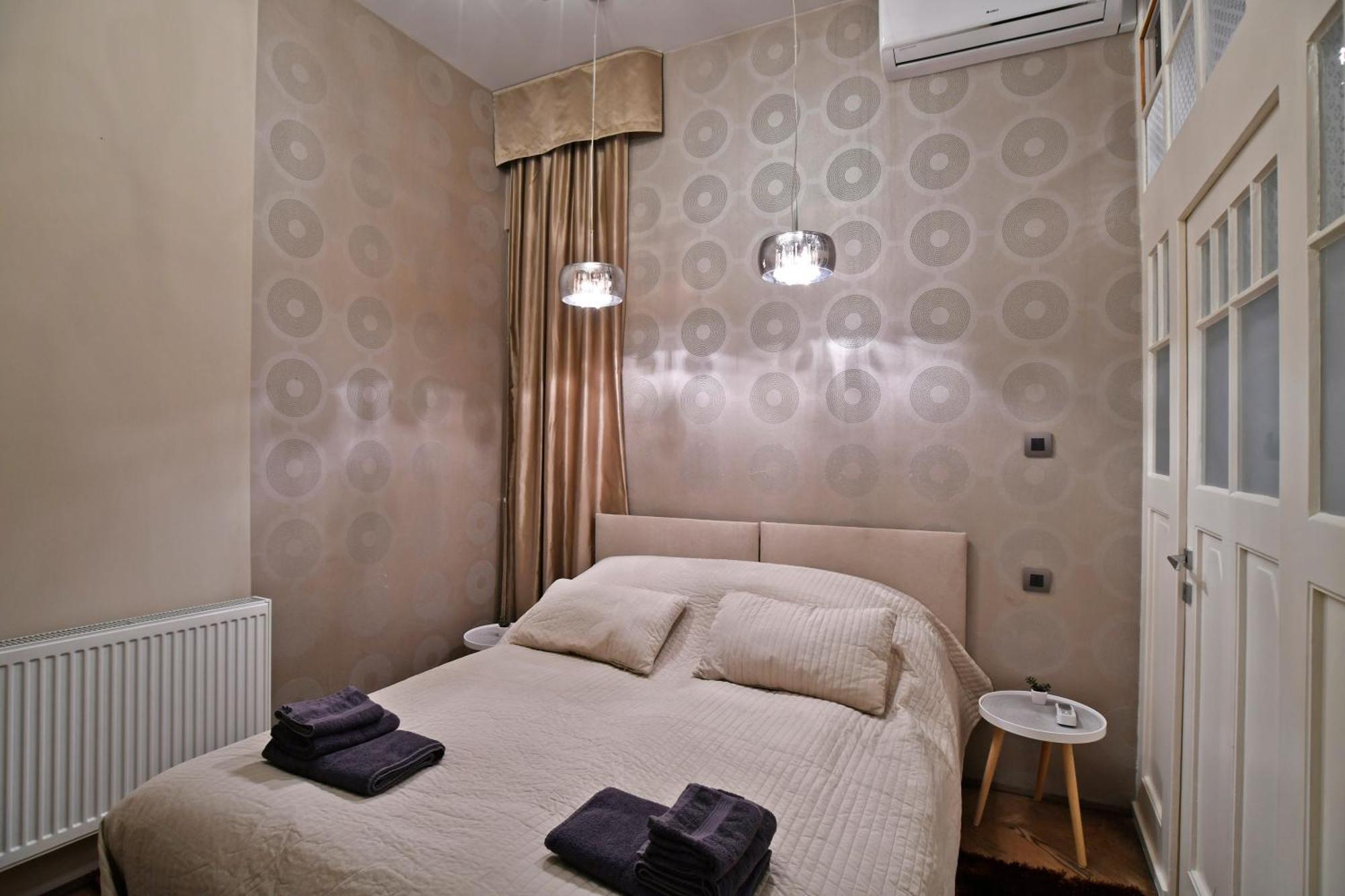 Luxuryflat Near Centre On118 Sqm, 3Br,2Bth,8Bed,Ac Apartment Budapest Luaran gambar